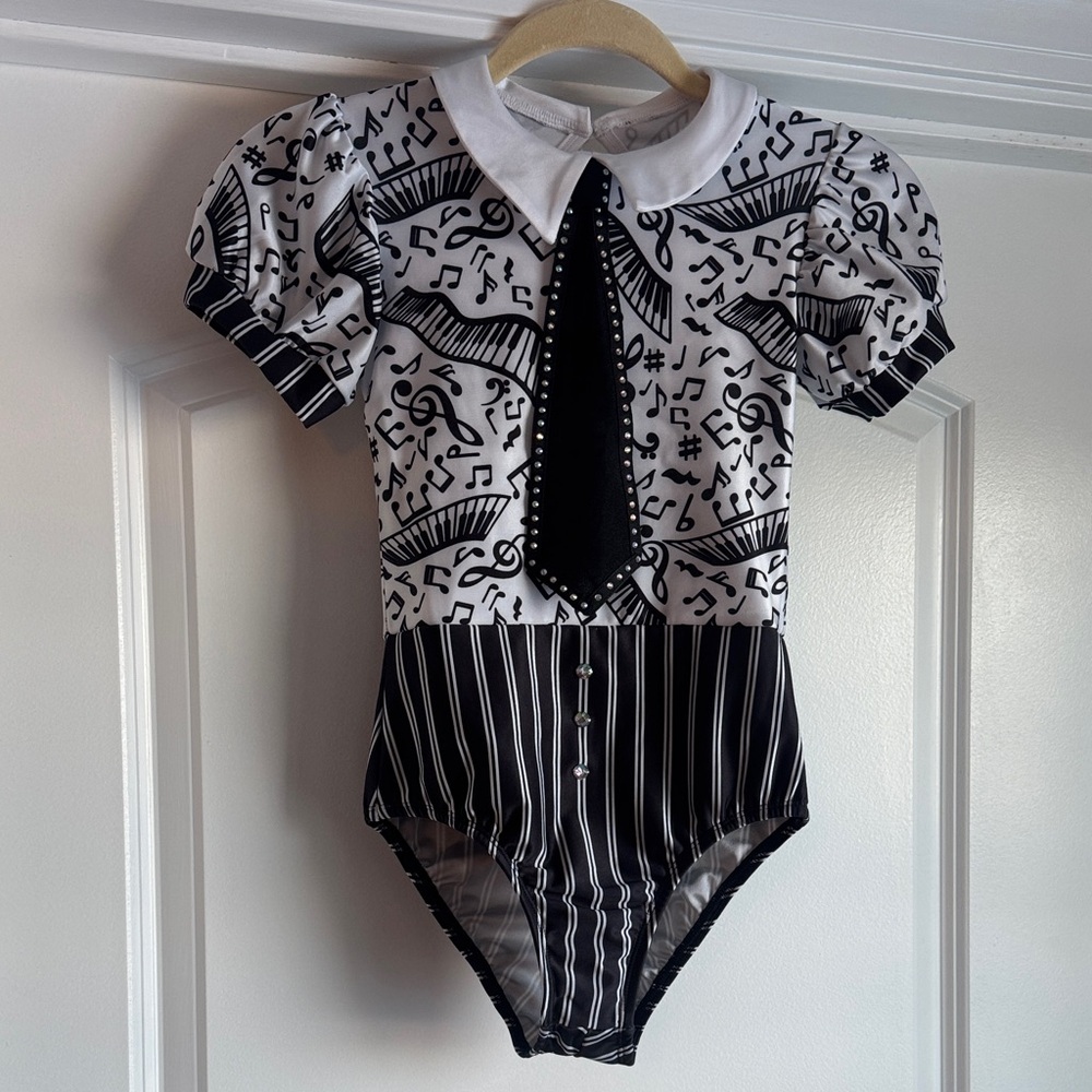 Glamour Costumes black and white dance costume GCR059